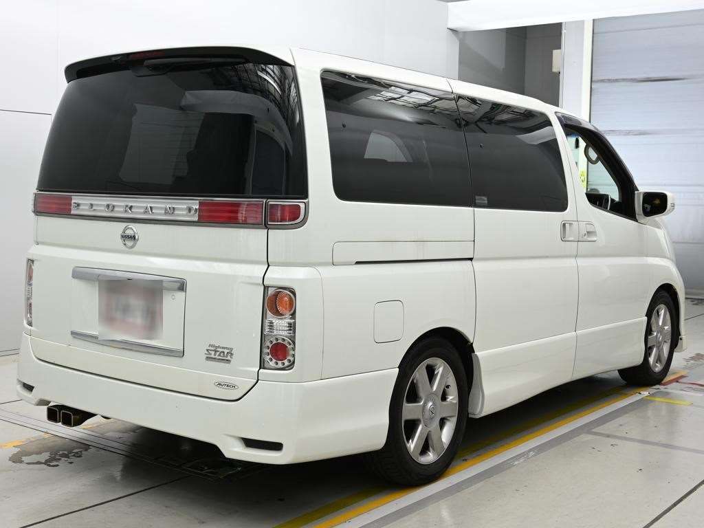 2010 Nissan Elgrand 250HスターBLKレザアバ 4WD auction photo 2
