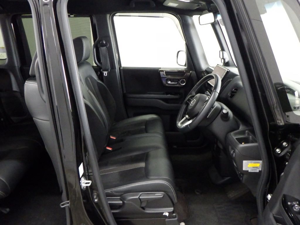 2019 Honda N-BOX カスタムG Lターボホンダセンシング auction photo 6