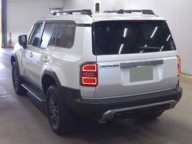 2024 Toyota Land Cruiser 250 VX 4WD auction photo 2
