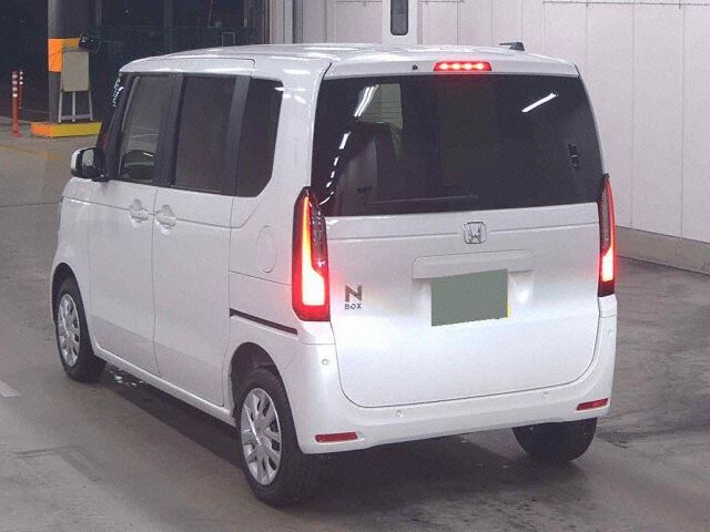 2026 Honda N-BOX Base grade 4WD auction photo 2