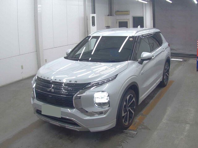 2022 Mitsubishi Outlander PHEV P 4WD auction photo 4