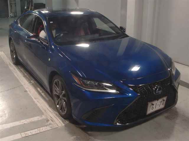 Japan Auction Vehicles 11 2019 Lexus ES300h F Sport auction photo