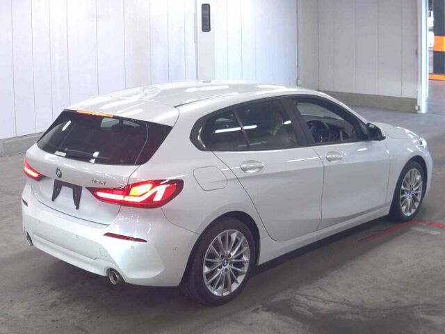 2021 BMW 1 Series 118DプレEジョイ+ auction photo 5