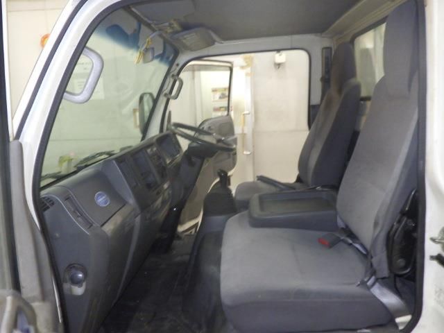2013 Isuzu Elf Flatbed auction photo 8