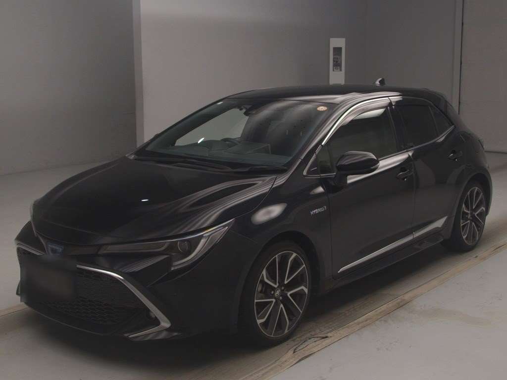 2018 Toyota Corolla Sport ハイブリッドG Z Japan auction vehicle