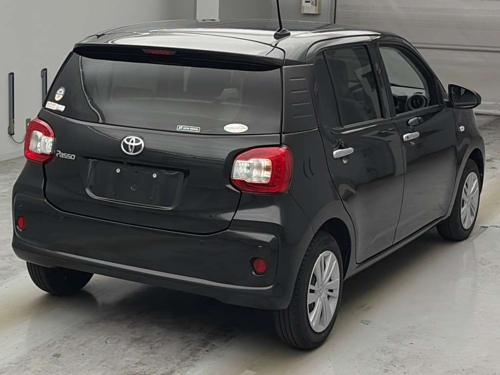 2023 Toyota Passo X auction photo 2