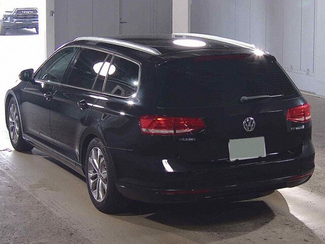 2016 Volkswagen パサートヴァリアント auction photo 2