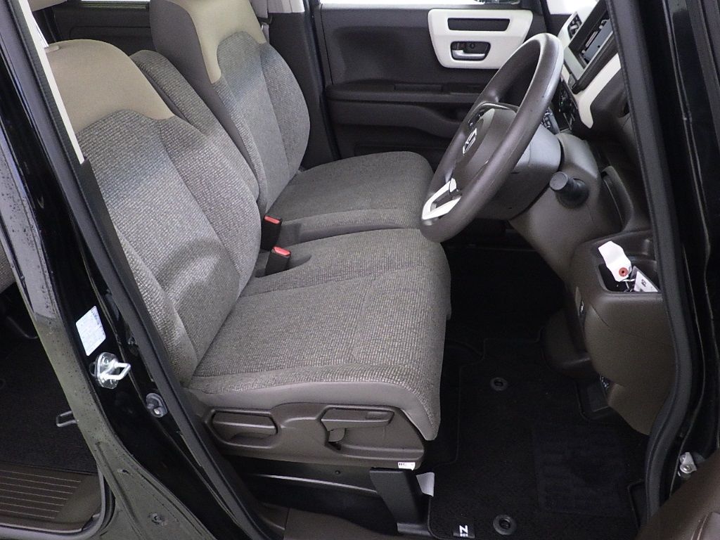 2023 Honda N-BOX 4WD L auction photo 6