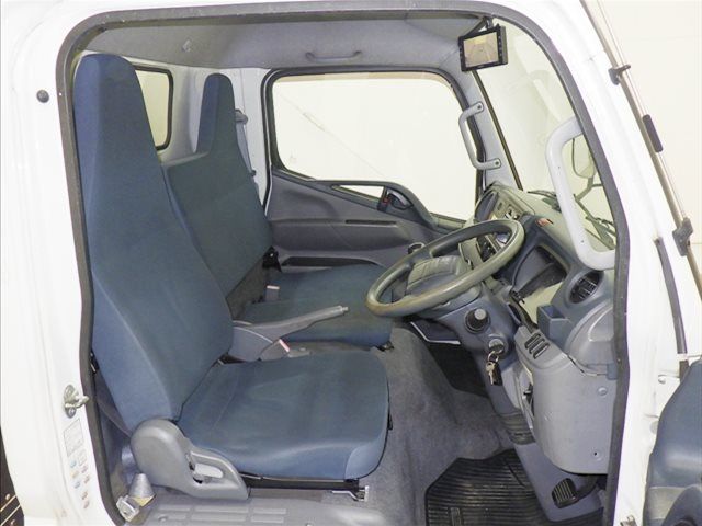 2012 Mitsubishi Fuso Canter Van auction photo 6