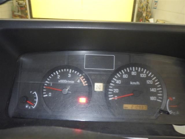 2011 Isuzu Elf バン auction photo 6
