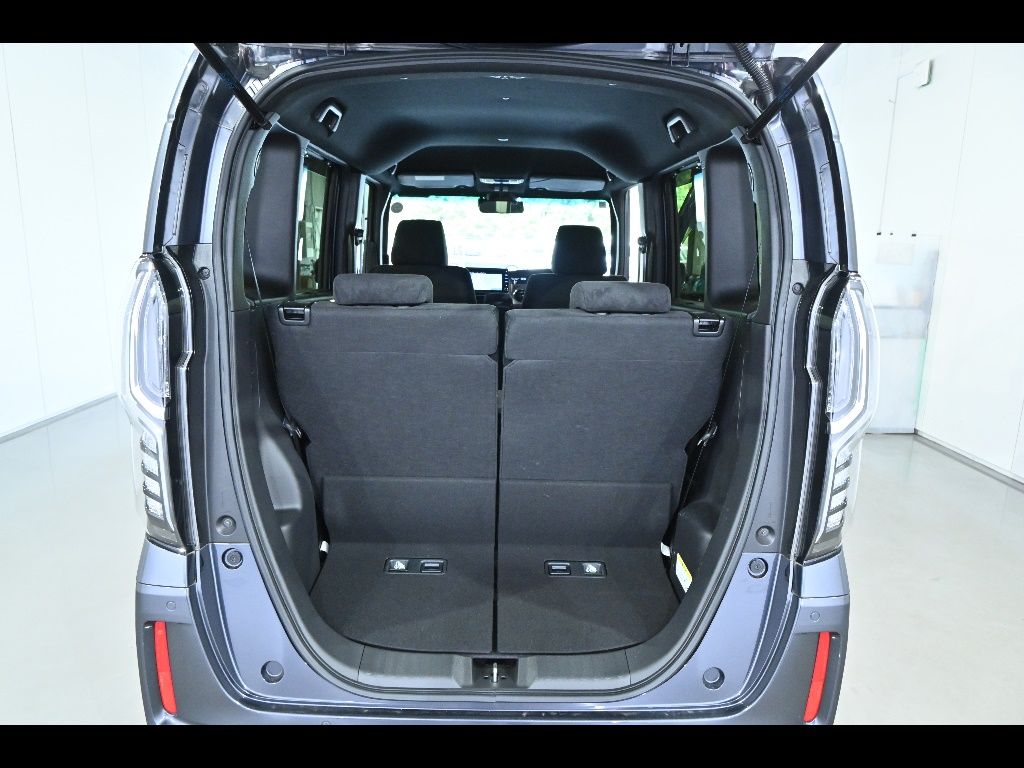 2022 Honda N-BOX Custom L auction photo 14