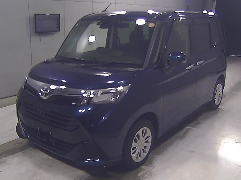 2017 Toyota Tank G S auction photo 4