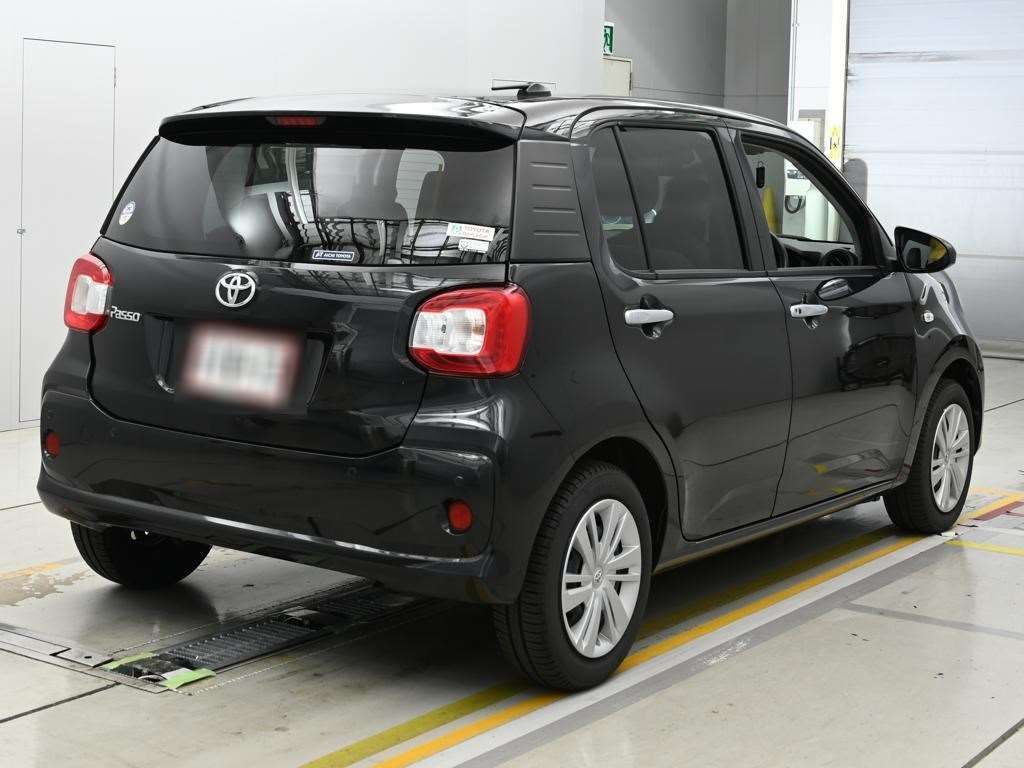 2023 Toyota Passo X auction photo 2
