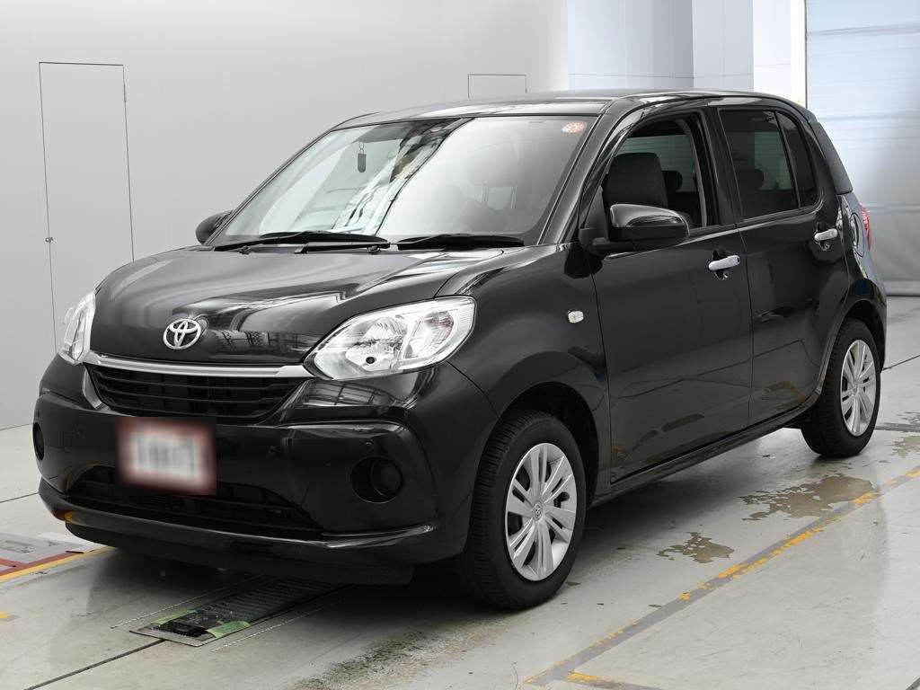 Japan Auction Vehicles 14 2023 Toyota Passo X auction photo