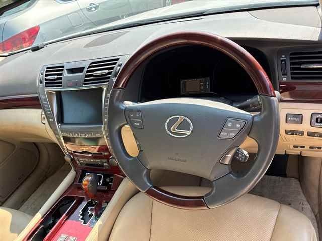 2007 Lexus LS LS460I package auction photo 3