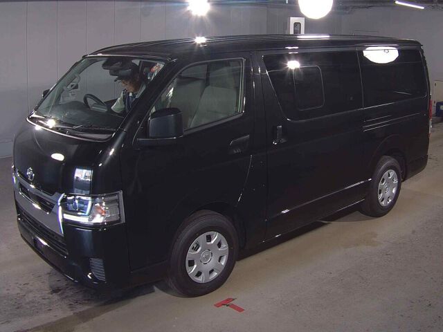 2026 Toyota Hiace Long DX GL Package auction photo 4