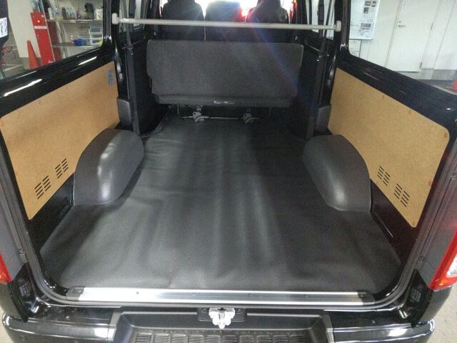 2026 Toyota Hiace Long DX GL Package auction photo 3