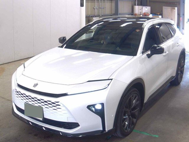2025 Toyota Crown Estate Estate Z (HEV) 4WD auction photo 4