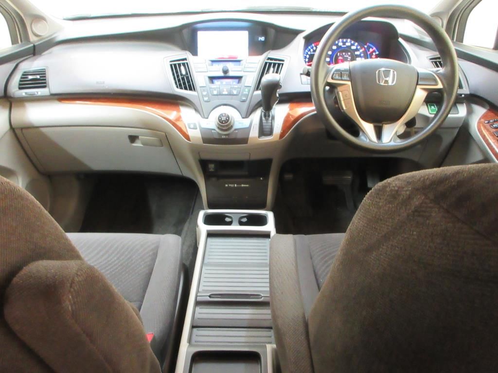 2009 Honda Odyssey Mファインスピリット auction photo 3