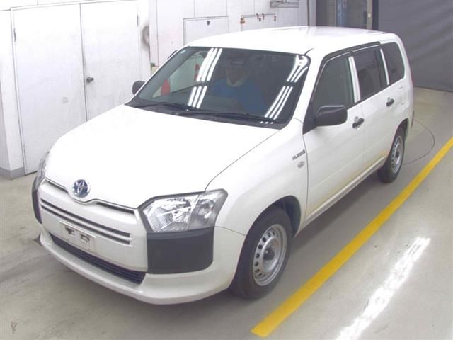 2020 Toyota Probox Hybrid DX Comfort auction photo 3