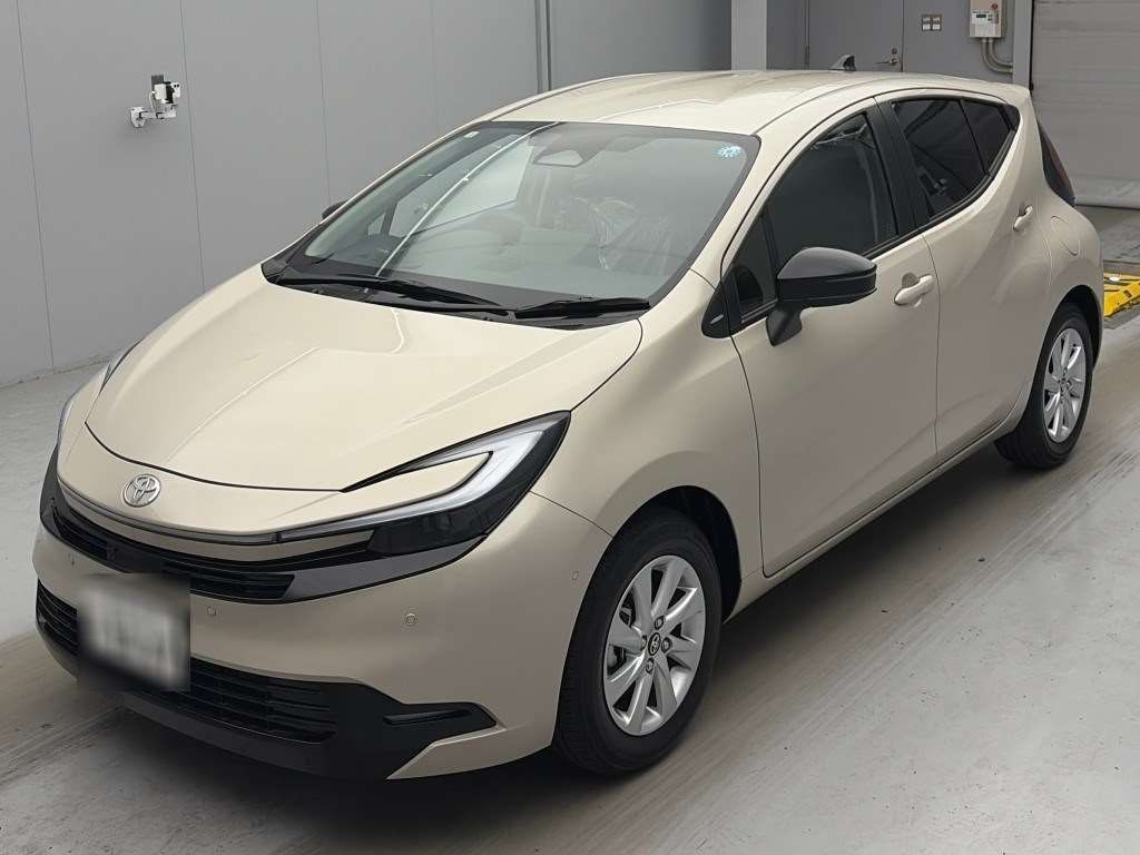 2026 Toyota Aqua Z Japan auction vehicle