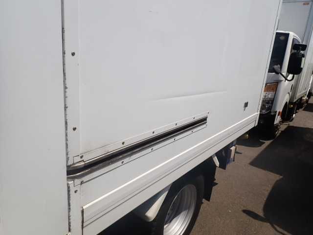 2012 Isuzu Elf 1.5t Panel Van with Refrigeration Unit auction photo 5