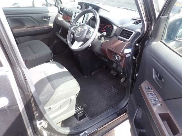 2020 Toyota Roomy G auction photo 3