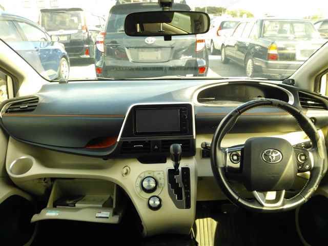 2016 Toyota Sienta G auction photo 8