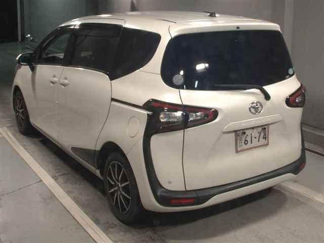 2016 Toyota Sienta G auction photo 2