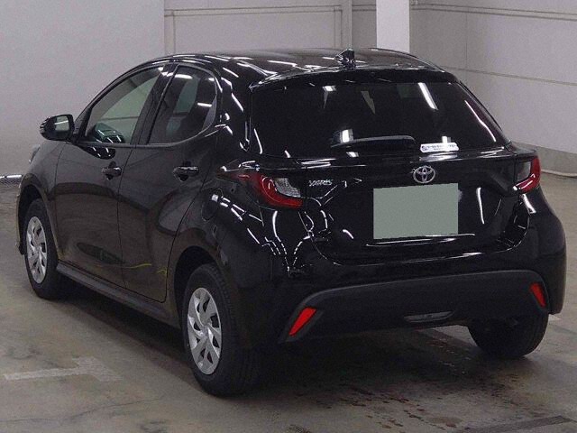 2024 Toyota Yaris X 4WD auction photo 2