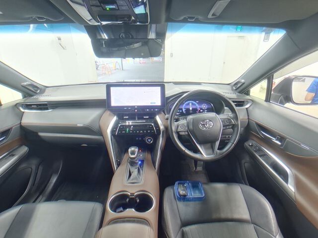 2024 Toyota Harrier Z auction photo 3