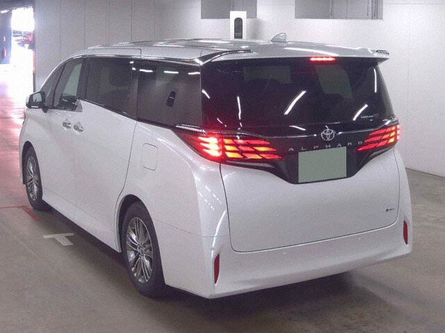 2026 Toyota Alphard Z auction photo 2