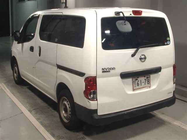 2015 Nissan NV200 Vanette DX auction photo 2