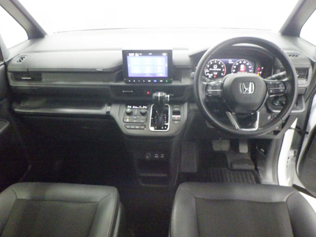 2023 Honda Stepwgn 7人 auction photo 3