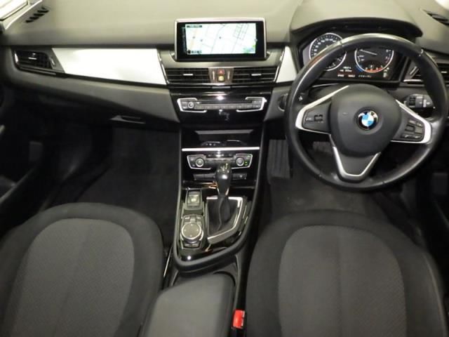 2016 BMW 2 Series 218i Active Tourer auction photo 3