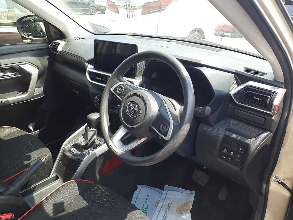 2023 Toyota Raize G 4WD auction photo 9