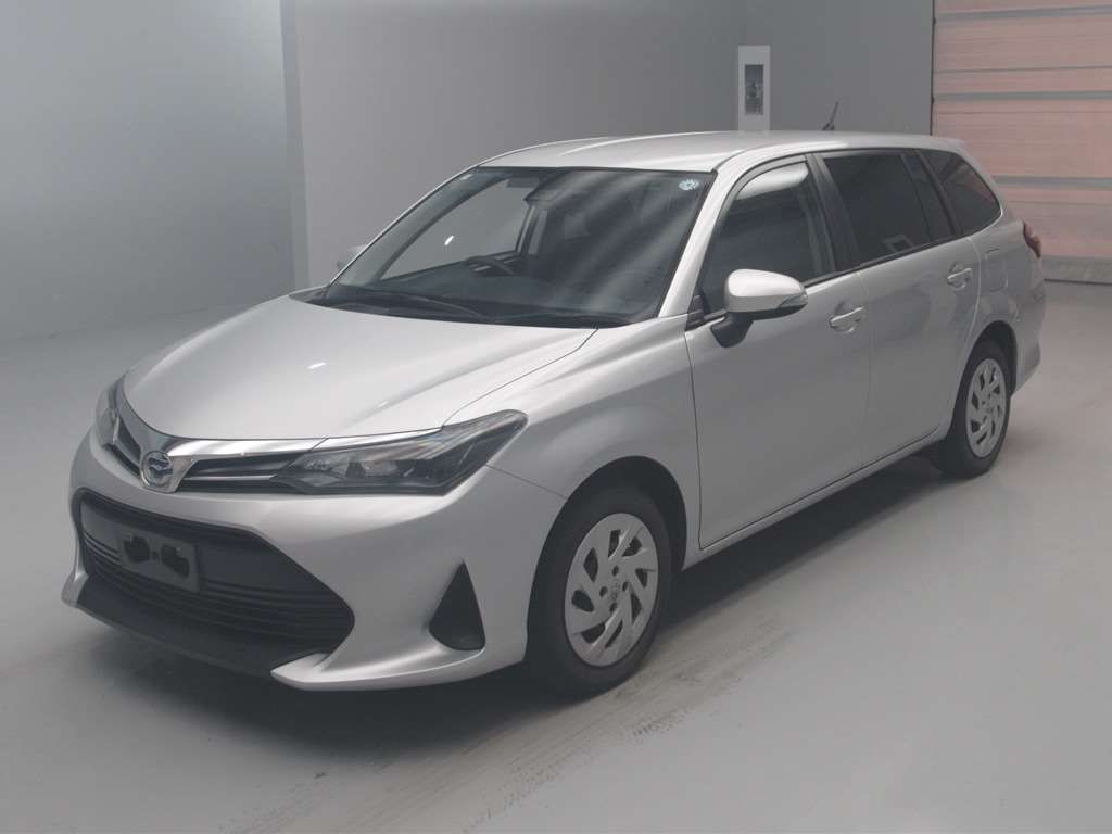 2023 Toyota Corolla Fielder ハイブリッド EX Japan auction vehicle