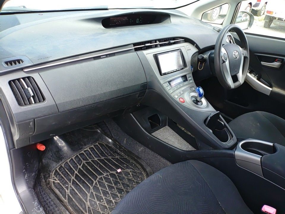 2013 Toyota Prius auction photo 16