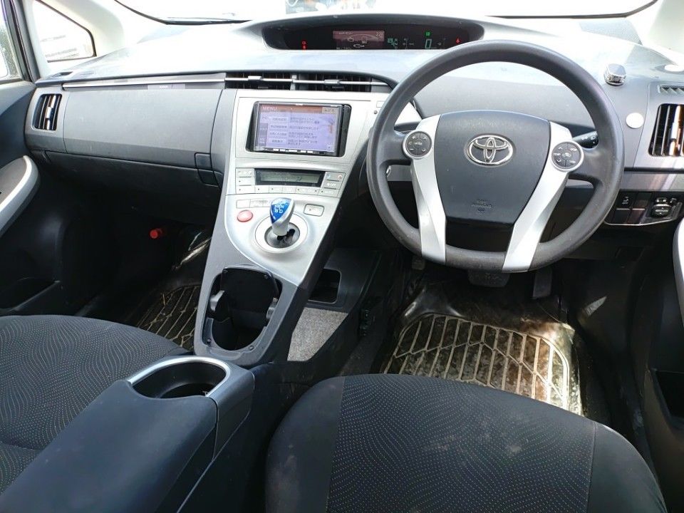 2013 Toyota Prius auction photo 3