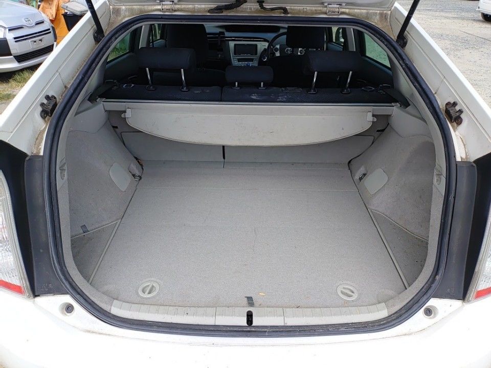 2013 Toyota Prius auction photo 8