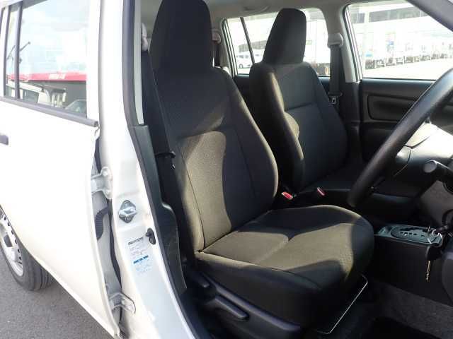 2021 Toyota Probox 4WD DXコンフォート auction photo 7