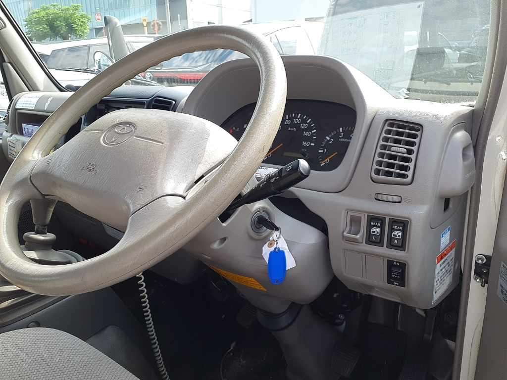 2008 Toyota Dyna Wキャブ 4WD auction photo 9