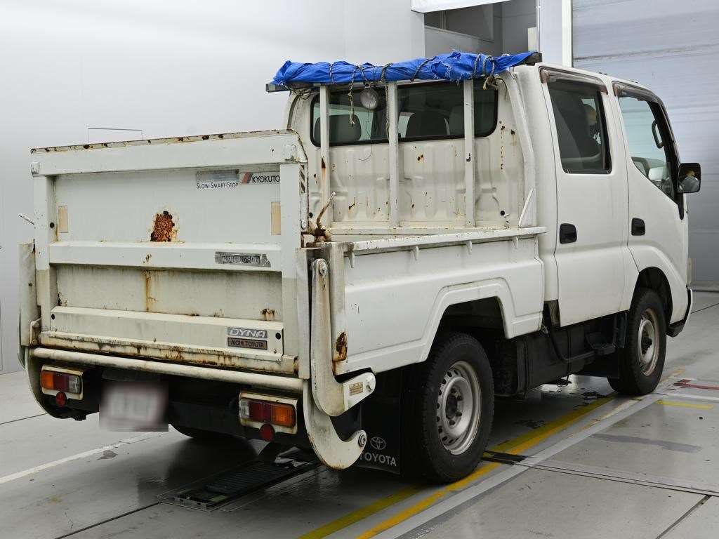 2008 Toyota Dyna Wキャブ 4WD auction photo 2