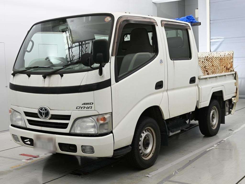 2008 Toyota Dyna Wキャブ 4WD Japan auction vehicle