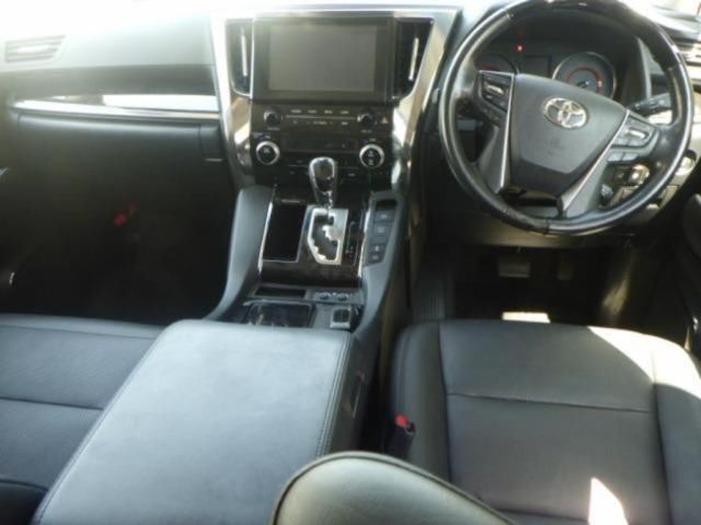 2020 Toyota Alphard 2.5S Cパッケージ auction photo 3