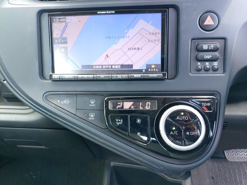 2020 Toyota Aqua auction photo 11