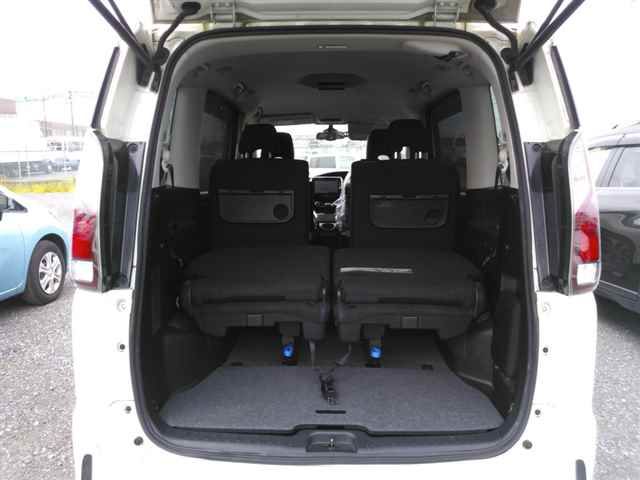 2016 Nissan Serena ハイウェイスタープロパイロット auction photo 10