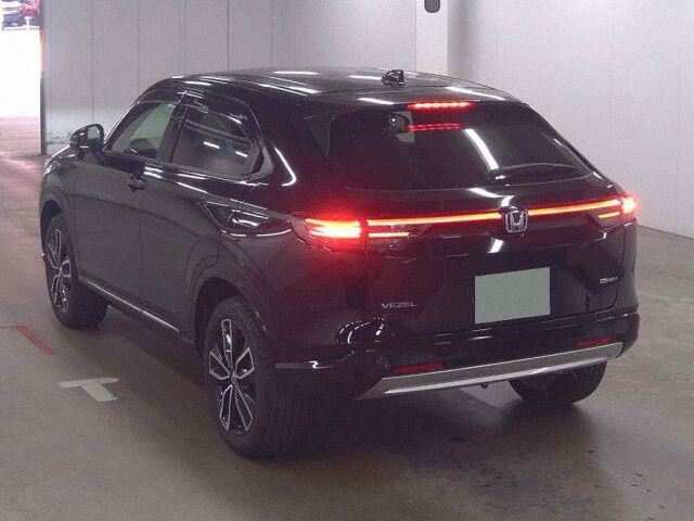 2025 Honda Vezel HV E:HEV Z auction photo 2
