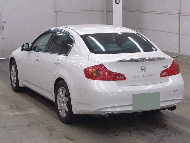 2012 Nissan Skyline 250GT4タイプP 4WD auction photo 2