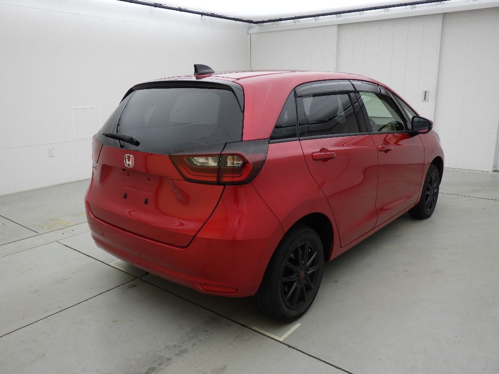 2021 Honda Fit 4WD ベーシック auction photo 2